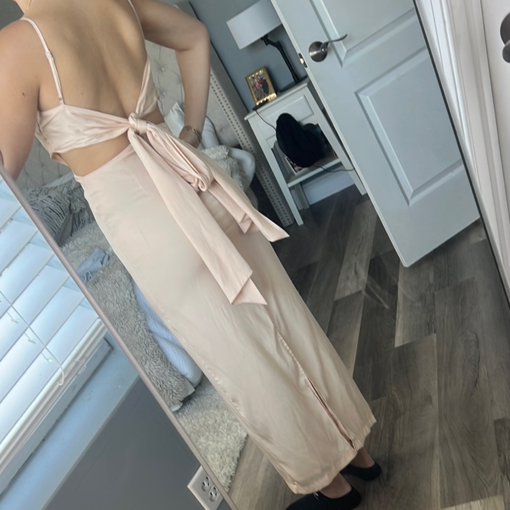 Elegant Backless Tie Dress